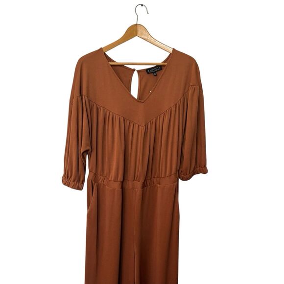 Welcome to my closet! - Picture 2 of 12